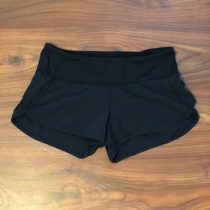 Lululemon Shorts - Size 6